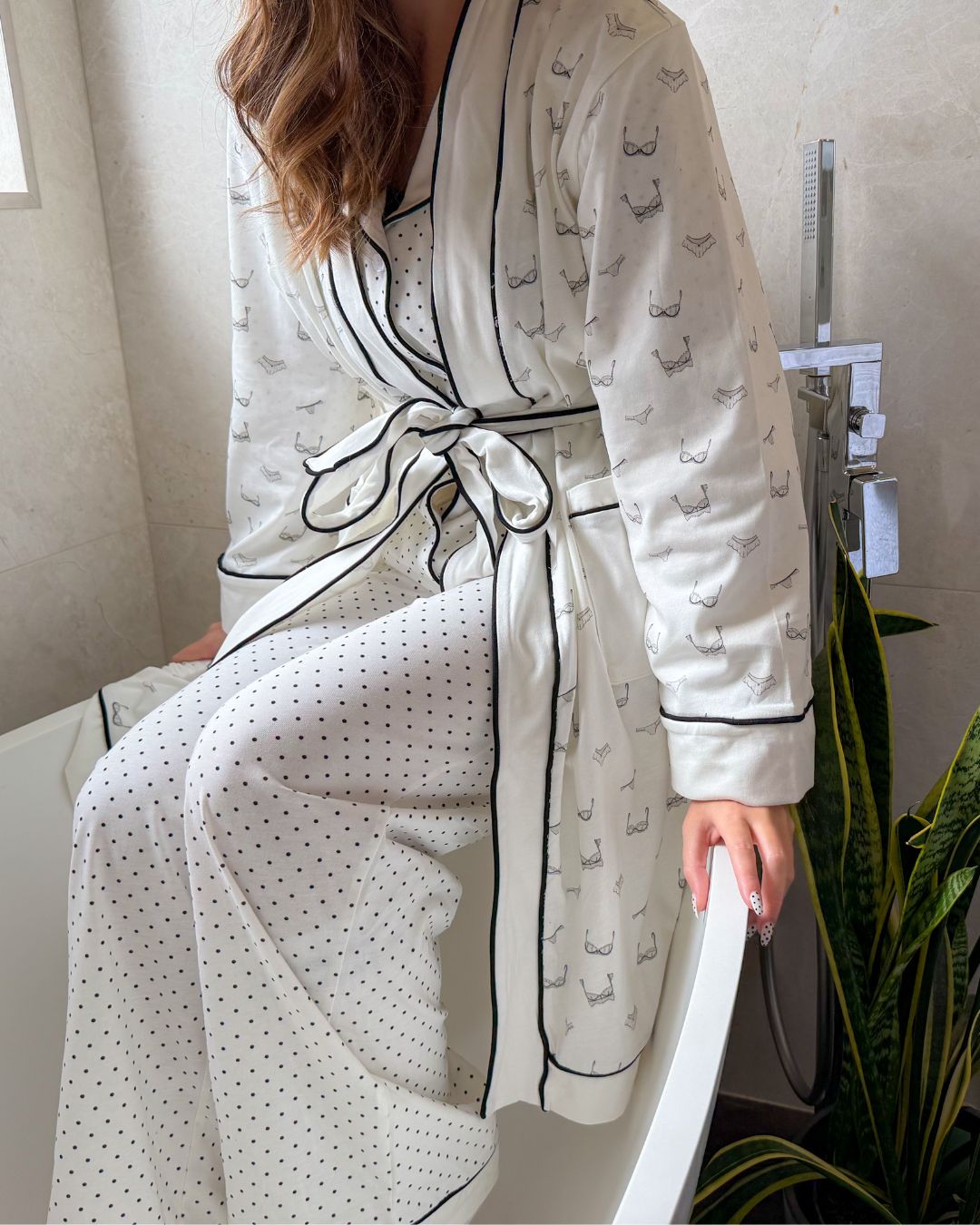 The Unndr Sketch Robe